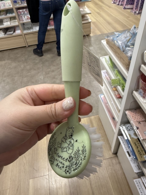 Seria x Disney聯名厨房用清潔刷